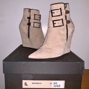 BARBARA BUI Booties